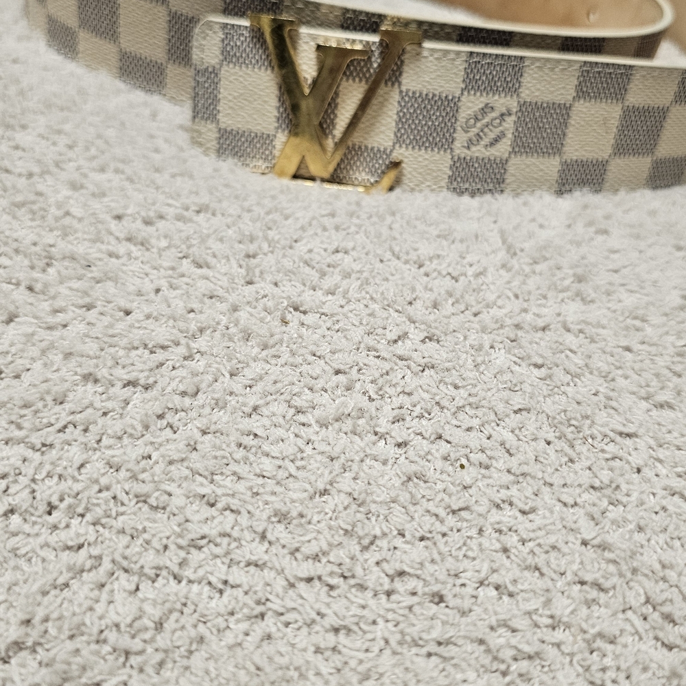 Louis Vuitton Gold Buckle Checkered Belt